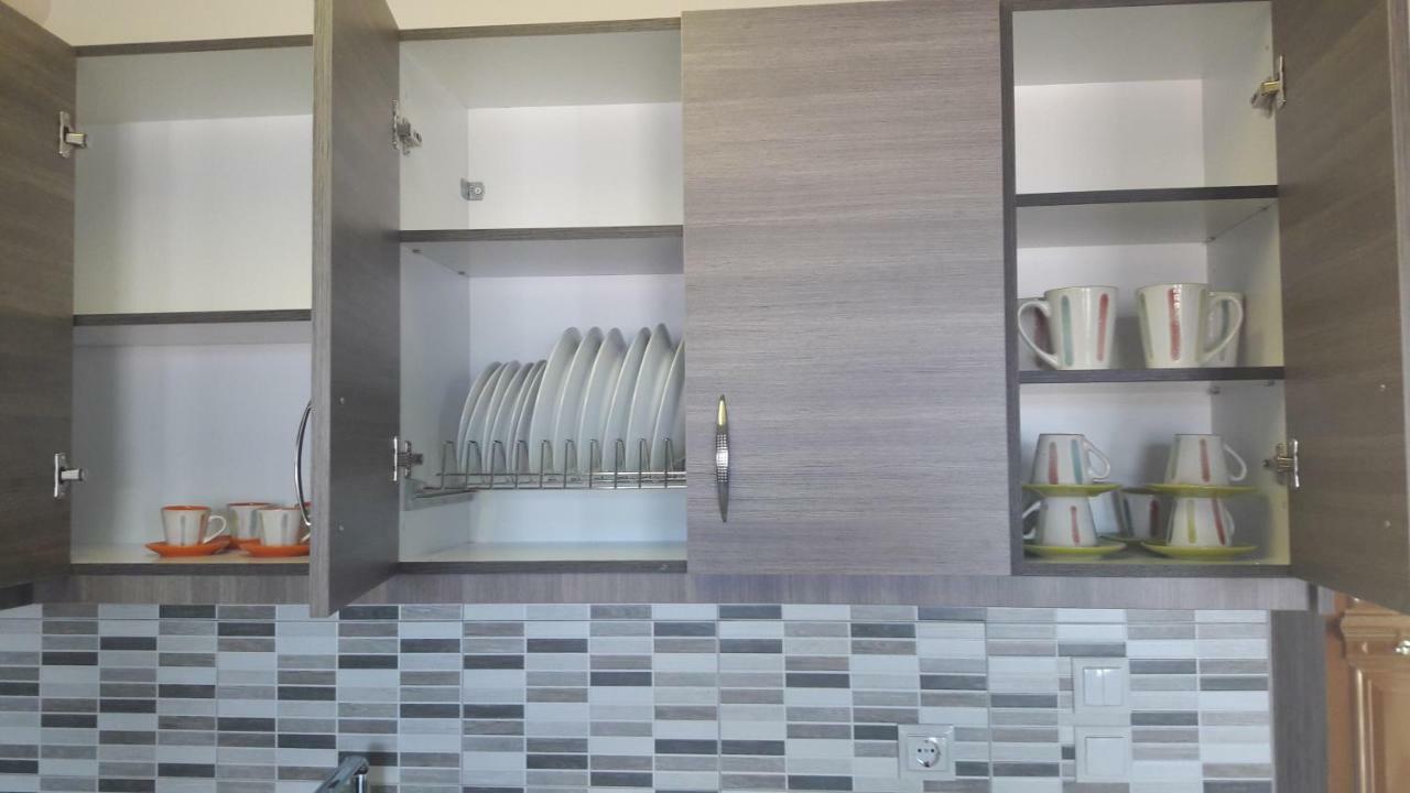 Aggeliki Apartments Nafplio Bagian luar foto