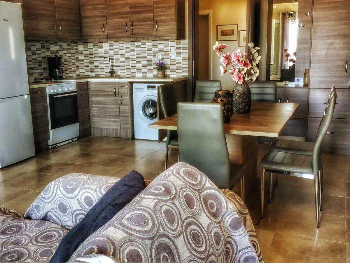 Aggeliki Apartments Nafplio Bagian luar foto